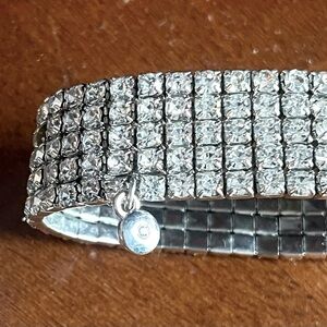 VINTAGE 5 ROW STRETCHY BRACELET – SILVER AND CRYSTAL